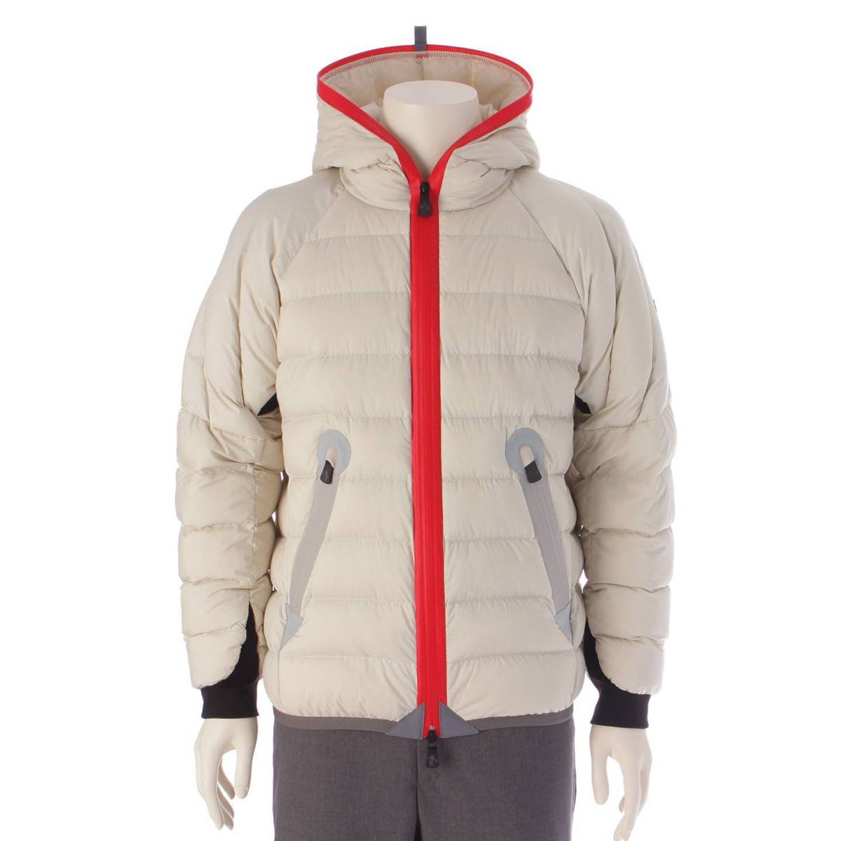 yN[zMoncler@Om[u 22N Y Barnave t[h _EWPbg zCg 1 yÁzyӒρEKiۏ؁z206387