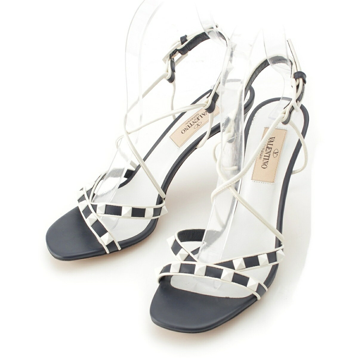 Rakuten - ヴァレンティノ VALENTINO レザー ロックスタッズ ストラップ サンダル ネイビー ホワイト 35 1/2【中古】【正規品保証】