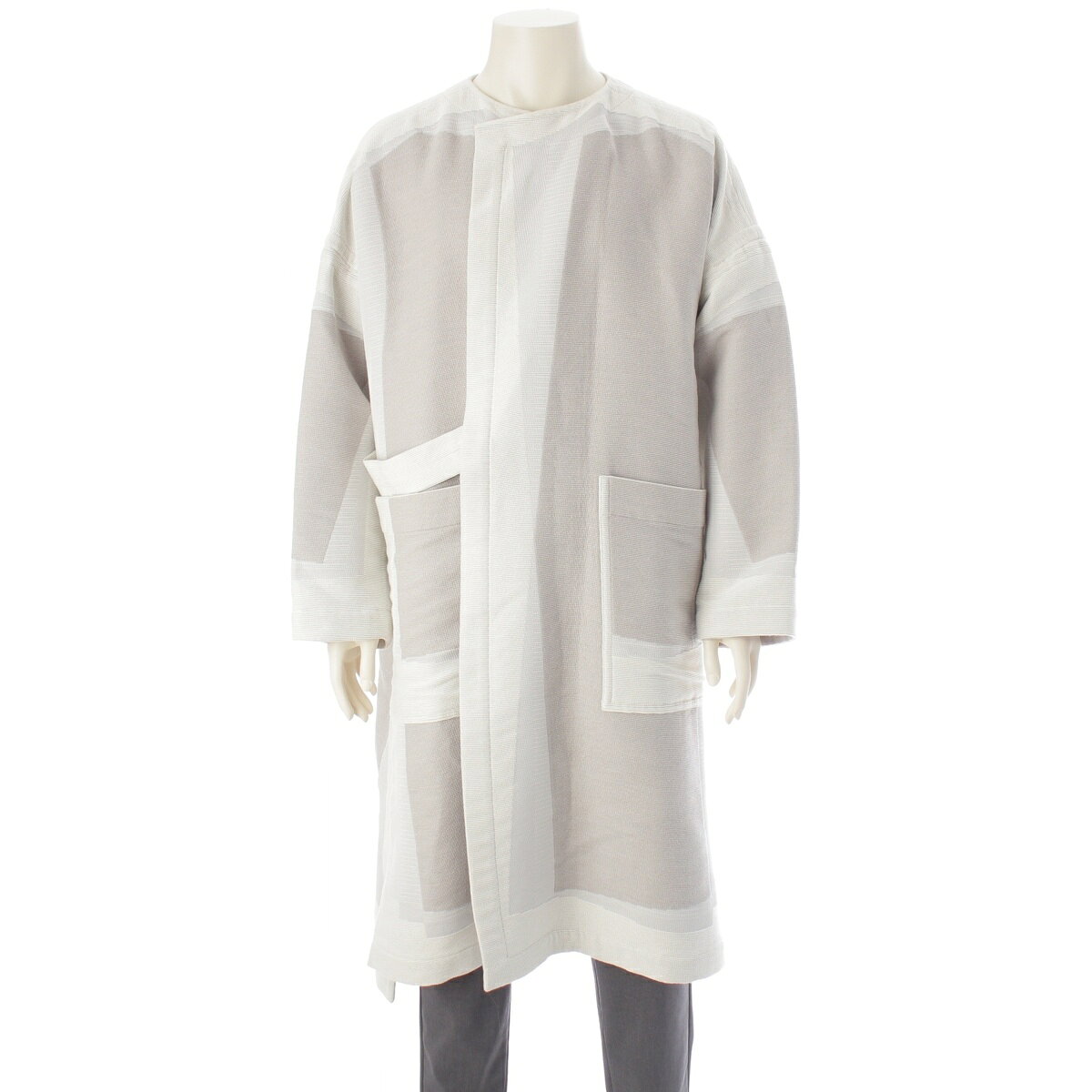 乐天商城 - エイポックエイブル イッセイミヤケ A-POC ABLE ISSEY MIYAKE 22AW デザイン ラップ ロング コート アウター AT23FF003 グレー 3【中古】【正規品保証】