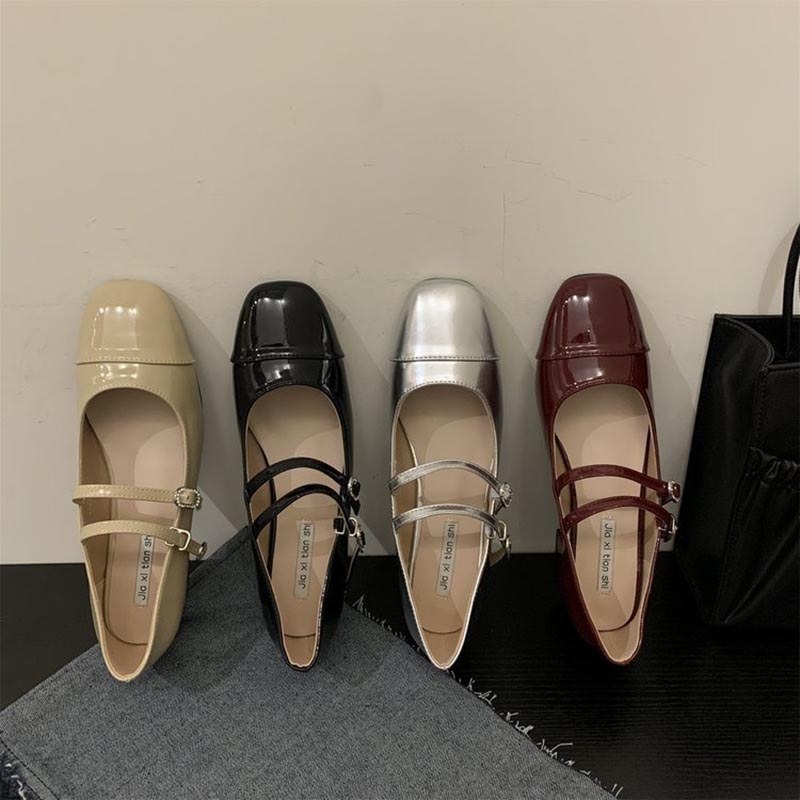 Rakuten - パンプス 歩きやすい 履きやすい メリージェーン ダブルストラップ 女っぽ エナメル チャンキーヒール ラウンドトゥ 美脚 滑りにくい 通学 学生 オシャレ