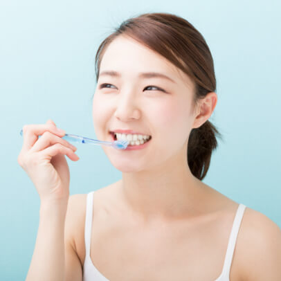 薬用重曹ステインプロ ストロング(30g) 着色 清潔 お手入れ 簡単 薬用 ホワイトニング マウス 歯 医薬部外品 タバコ 赤ワイン ヤニ コーヒー 汚れ 歯垢 エチケット 重曹 ステインプロ キシリトール 黄ばみ 黒ずみ 対策 マイノロジ 日本製 簡単 自宅ケア 美白（代引き不可）