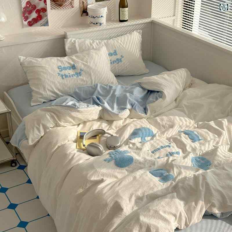 女の子 ドーパミン イン スカイブルー かわいい 漫画 タオル 刺繍 洗浄 綿 4 点 セット キルトカバー ベッド シート 3 点 セット 1 . 8