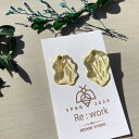 【 Fashion THE SALE 50%off 半額 】 レジンピアス クリア×ゴールドD ピアス【 ヘアアクセサリー 上品 カジュアル 大人っぽい ギフト 誕生日 プレゼント おしゃれ かわいい ポイント消化 ファッション ハンドメイド 人気 買いまわり 七夕 花火大会 夏休み 祭り 】