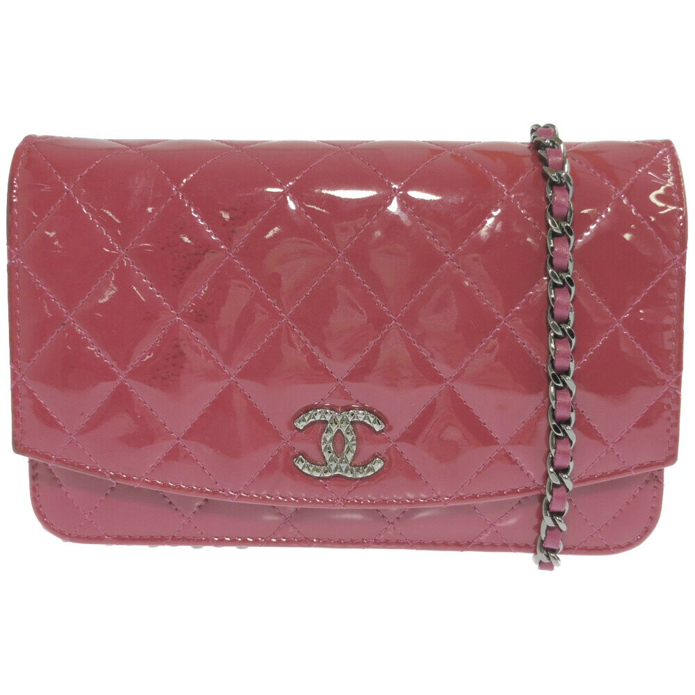 CHANEL シャネル チェーン ショルダーバッグ レッド/b260518★■614753