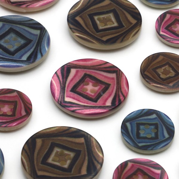 プラスチックボタン 23mm 4個 手芸 服飾 ハンドメイド 釦