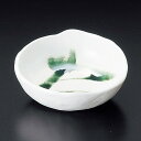 和食器 小さな 白マット織部散し平鉢 11.4×10.8×3.8cm 小鉢 豆鉢 うつわ 陶器 おうち おしゃれ