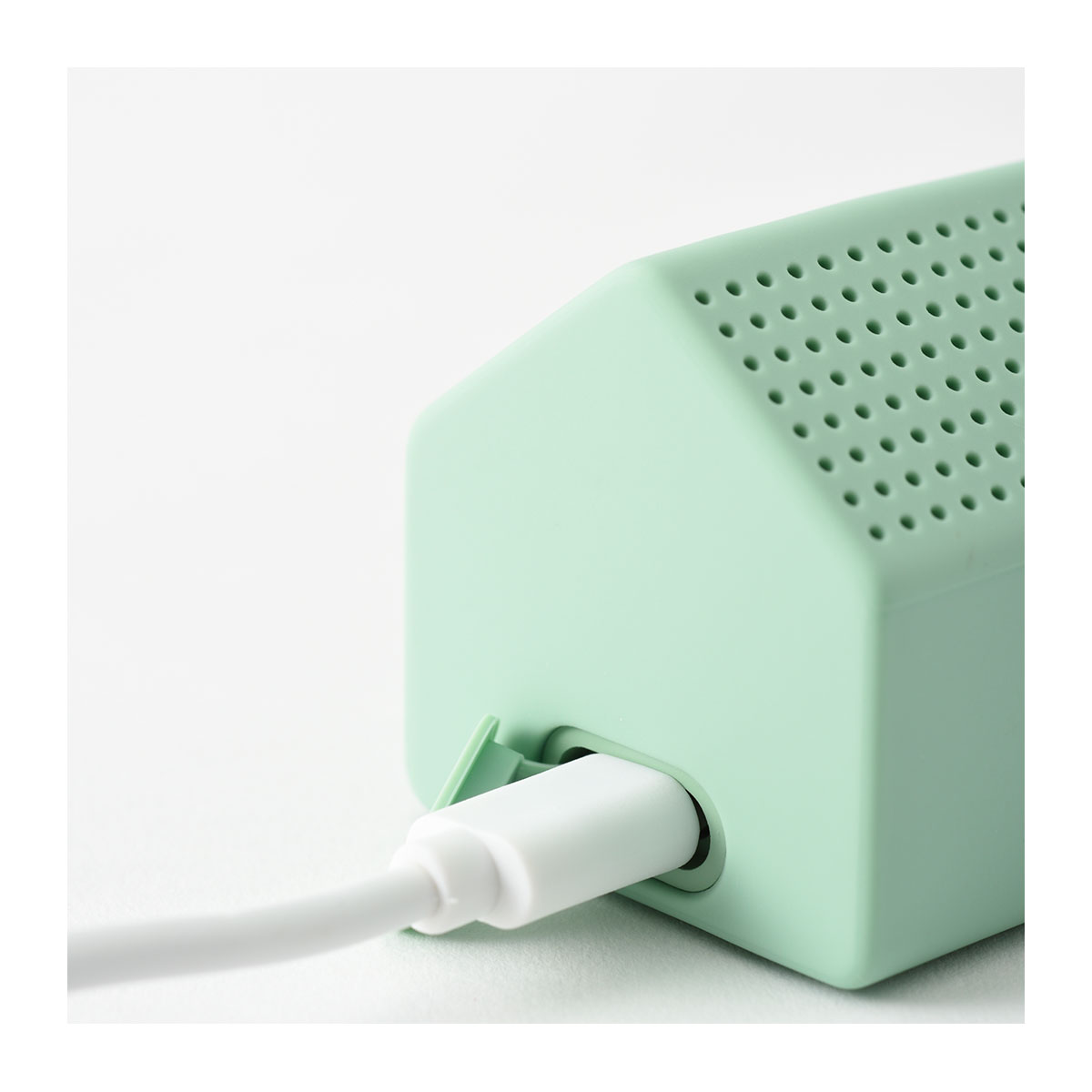 �֥롼�� Bluetooth ���ԡ����� �磻��쥹���ԡ����� �ϥ��� BDE045 BRUNO | ����ƥꥢ���� ��ǯ�ݾ�[PO10][¨��ȯ��]