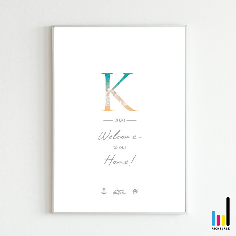 イニシャル等変更可! welcome home タイポグラフィー アート ポスター [ A3 ]海 ビーチ サーフ サーフィン 砂浜 ハワイアン ウェルカムボード ウェルカム サイン 玄関 文字 シンプル 特大 フレーム デザイナーズ インテリア新築 引越し 新生活 おしゃれ かわいい