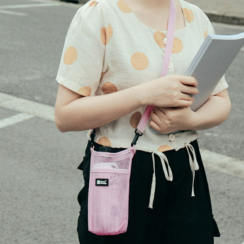 ボトルホルダー 水筒カバー 水筒ケース 傘ケース ショルダー 肩掛け おしゃれ メッシュ ペットボトルホルダー ボトルカバー 子供 大人 ボトルケース 300 600ml お散歩 通勤 小物入れ 男女兼用 ボトルスリング キッズ 卸売 ドリンクホルダー 水筒