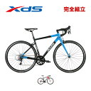 XDSとはSINCE 1995XDS Shenzhen Xidesheng Bicycles Co., Ltd.1995年に設立されたXDS Shenzhen Xidesheng Bicycles Co., Ltd.は、研究開発、製造、販売、サービスの統合に特化した自転車企業である。 この24年間の開発で、XDSは優れた製品と優れた超軽量技術で中国製自転車のリーダー的存在になりました。 XDSは超軽量自転車の国際的な生産拠点であり、世界最大のカーボンファイバー製自転車メーカーである。XDSは、世界初の「自転車エコテーマパーク」工場と、世界初の企業によるUCI国際標準マウンテンバイクコースを有しています。また、自転車業界初のポストドクトラルワークステーションと、世界的な認証機関であるドイツのTUVの認証を受けた研究所を有しています。300を超える国際特許と国内特許を取得し、多くの国際的な自転車発明賞を受賞しています。 世界最大のカーボンファイバー製造会社と大規模なアルミニウム製造工場からなるXDS社。業界最先端の設備と製造技術で、年間500万台以上の自転車を生産しています。商品説明キャリパーブレーキのアルミニウムオールラウンドロードフレーム、シマノクラリスをメインコンポとし、通勤や通学、またロングライドでも使いやすいパッケージ。カラーリングも本国で展開するハイエンドカーボンモデルのカラーリングを採用。XDSが開発したハイエンドアルミニウム「X6」を採用。強度と耐久性を上げているので、タフに使うことができる。■カラー：ブラック/ブルー、ブラック/レッド■サイズ：450mm/480mm/500mm/520mm■フレーム：6061X6 アルミフレーム■フォーク：アルミニウムフォーク■メインコンポ：SHIMANO Clarisジオメトリー自転車を安全・快適にご使用いただくために●自転車を安全で快適にご使用いただくために、お近くの自転車店にて定期的な点検をしてください。●ご使用中に自転車の不具合を感じた時は、直ちに使用を中止し自転車店にご相談ください。●不具合の早期発見、事故を未然に防ぐためにも、乗車前に点検と確認を行ってください。※画像はサンプルです。掲載情報はモデル発表当時のものです。※仕様及び外観は、改良のため予告なく変更される場合がございます。※商品はお取り寄せのため、メーカー代理店の在庫状況によりご用意できない場合がございます。※お取り寄せ商品のため、不良品以外の返品・交換はお断りいたします。以上、予めご了承いただきますようお願いいたします。