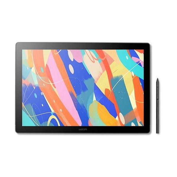 Wacom Cintiq 16 思い描いたイメージを、自然なペンタッチでカタチに。 16型の2.5KディスプレイとWacom Pro Pen 3を搭載した液晶ペンタブレット。 画面に直接描き込める操作感と、繊細な筆圧表現で、イラストやマンガ、デザイン制作をサポートします。 紙に描くような心地よさと、デジタルならではの自由な表現を楽しめます。 ■ Wacom Pro Pen 3で、繊細な線も自在に 8192レベルの筆圧感知に対応し、軽いタッチから力強いストロークまで表現。 充電不要のバッテリーレスペンなので、充電の手間なく制作を始められます。 グリップやバランスウェイト、サイドスイッチなどのカスタマイズにも対応しています。 ※カスタマイズ用パーツは別売です。 ■ 16型・2.5Kの画面で、細部まで見やすく 2560×1600ドットの高精細ディスプレイを搭載。 細かな線や描き込みを確認しながら、作品づくりを進められます。 画面表面にはアンチグレアガラスを採用し、映り込みを軽減。適度な摩擦感が、自然な描き心地につながります。 ■ ペン先と描画位置のズレを抑える構造 ダイレクトボンディングにより視差を抑え、狙った位置に描きやすい画面を実現。 線画や細部の仕上げなど、正確さを求める作業にも使いやすい設計です。 ■ すっきりしたデスクで、制作に集中 なめらかなフルフラットの表面と、狭いベゼルを採用したコンパクトなボディ。 接続ポートを背面にまとめ、作業スペースの配線を整理しやすくしています。 本体サイズは幅384×奥行259×高さ15mm、質量は約2.0kgです。 ■ USB Type-C接続に対応 対応するパソコンでは、USB Type-Cケーブル1本で接続できます。 ※1本での接続には、DisplayPort Alt ModeとUSB Power Deliveryに対応し、必要な電力を供給できるパソコンが必要です。 ※USB Power Delivery非対応、または電力供給が不足する場合は、付属のACアダプタを接続してください。 HDMIとUSB-Aを使用した接続にも対応。 ※HDMI接続には、HDMI to mini HDMIケーブルとUSB Type-C to USB-Aケーブルが別途必要です。 ■ 左右どちらにも取り付けられるペンスタンド 付属のペンスタンドは本体の左右どちらにも取り付け可能。 ペンを立てる角度を調整でき、利き手や作業環境に合わせて使えます。 ■ 商品仕様 商品名 Wacom Cintiq 16 メーカー型番 DTK168K4C タイプ 液晶ペンタブレット 画面サイズ 16.0型 最大表示解像度 2560×1600ドット（2.5K） 画面表面 アンチグレアガラス 付属ペン Wacom Pro Pen 3 筆圧レベル 8192レベル 読取可能範囲 345×215mm 読取分解能 最高0.005mm（5080lpi） 接続 USB Type-C／HDMI・USB-A接続対応※HDMI・USB-A接続用ケーブルは別売です。 本体サイズ 幅384×奥行259×高さ15mm 質量 約2.0kg 対応OS Windows 10以降（64ビットのみ、最新のSP適用）macOS 13以降Android OS 8.0以降 付属品 Wacom Pro Pen 3 USB Type-Cケーブル（1.8m） 電源用USB Type-Cケーブル（1.8m） ACアダプタ プラグヘッド ペンスタンド（標準芯1本、フェルト芯1本付属） 芯抜き クイックスタートガイド レギュレーションシート ※本製品は接続機器と組み合わせて使用する液晶ペンタブレットです。単体で動作するタブレット端末ではありません。 ※接続機器の端子仕様、映像出力、電力供給などの条件を、ご購入前にご確認ください。 ※対応OSであっても、すべての機器での動作を保証するものではありません。