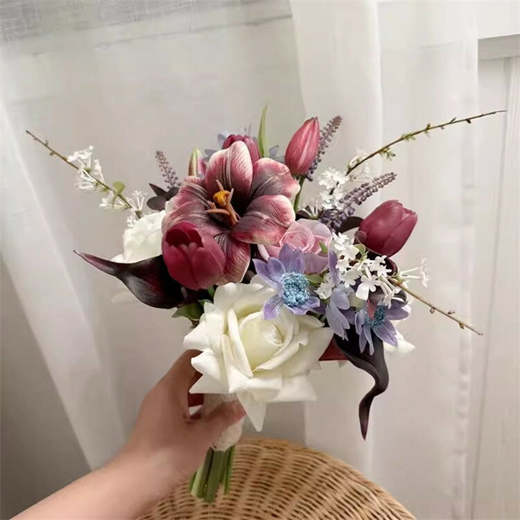 パープルブーケローズチューリップ薔薇花束オランダカイウブーケブーケウェディン...
