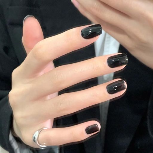FUYUNOHI ネイルチップ 黒 付け爪 ショート 24枚セット 両面テープ付き つけ爪 ブラック 無地 シーンプル ネイルチップ シール 強力 ネイルアイテム 簡単に貼る 耐久 便利 オフィス 個性的 かっこいい FUYUNOHI ネイルチップ 黒 付け爪 ショート 24枚セット 両面テープ付き つけ爪 ブラック 無地 シーンプル ネイルチップ シール 強力 ネイルアイテム 簡単に貼る 耐久 便利 オフィス 個性的 かっこいい
