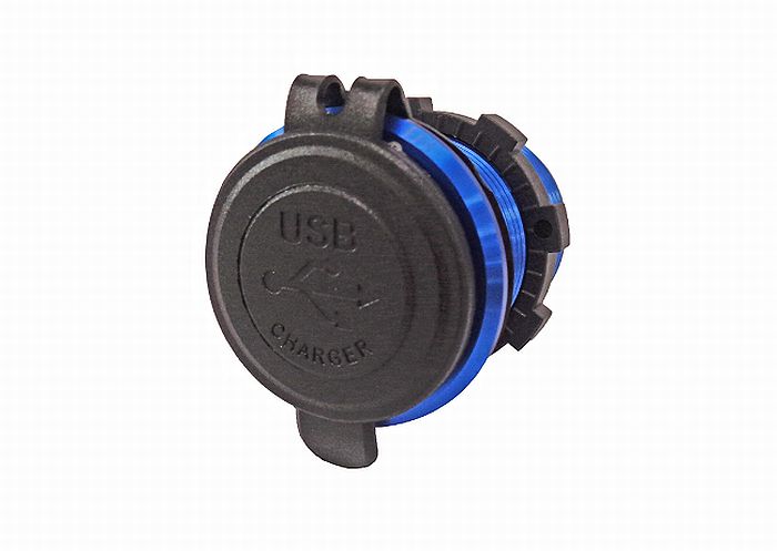 汎用DIY商品埋込USBソケット3口LED（キャンピングカー等に必需品）※後払/代引注文不可