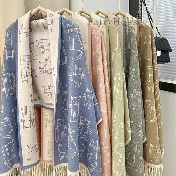 「2WAYスタイル」 マフラーとして首に巻くのはもちろん、ストールや肩掛けとしてもご使用いただけます。その日のファッションや気分に合わせて、様々なコーディネートをお楽しみいただけます。 「贈り物にも最適」 可愛い！と喜ばれること間違いなしの...