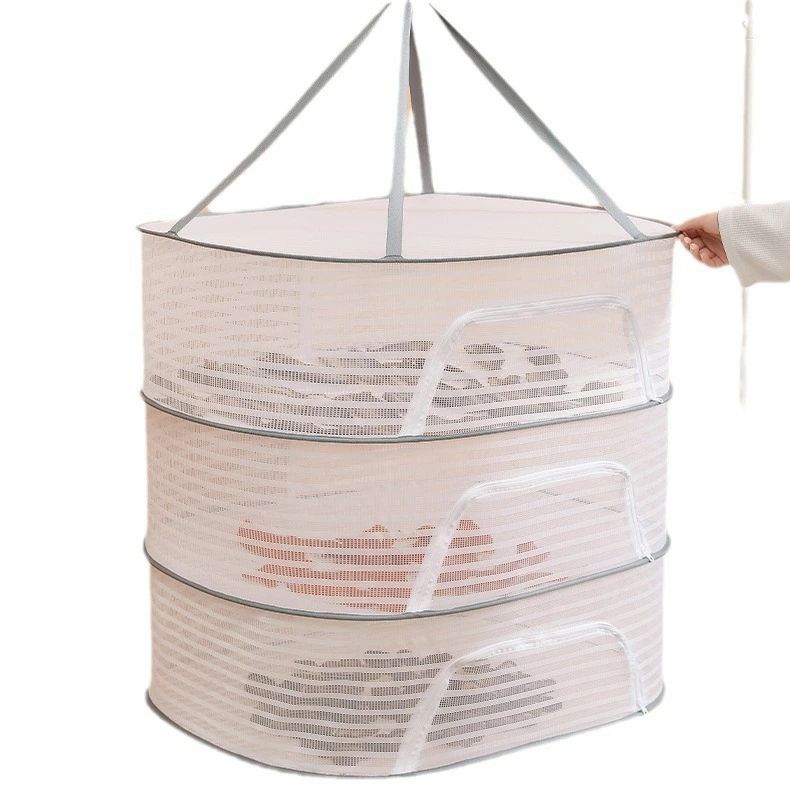 この商品について自然乾燥：青い細かいメッシュのネットは、食品の損傷を防ぎ、昆虫や動物から食品を保護することができます。食品が腐らないように、換気の良い場所に保管してください。高品質の素材：丈夫なナイロンとスチールのワイヤーでできており、耐久性があり、各層にはしっかりとしたサポートを提供するワイヤーループがあり、展開サイズは50 * 50 * 100 cm ,これは完璧な乾燥ネットです。多機能デザイン：多機能ハンギングドライネット4層ドライネット。果物、ジャーキー、花、干物、野菜、ハーブ、その他の燻製用食品の乾燥に十分なスペースがあり、用途の広いハンギングドライネットです。折りたたみ式デザイン：ハンギングドライフィッシュネットはフロントオープニングジッパーデザインを採用しており、セットアップと取り外しがすばやく簡単に行えます。使用しないときは折りたたむと、スペースを節約できます。あらゆるシーンに適用可能：キッチン、中庭、釣り場など、屋内外のどこにでも適用でき、持ち運びが簡単で、乾燥がより便利になります。この商品について 自然乾燥：青い細かいメッシュのネットは、食品の損傷を防ぎ、昆虫や動物から食品を保護することができます。食品が腐らないように、換気の良い場所に保管してください。 高品質の素材：丈夫なナイロンとスチールのワイヤーでできており、耐久性があり、各層にはしっかりとしたサポートを提供するワイヤーループがあり、展開サイズは50 * 50 * 100 cm ,これは完璧な乾燥ネットです。 多機能デザイン：多機能ハンギングドライネット4層ドライネット。果物、ジャーキー、花、干物、野菜、ハーブ、その他の燻製用食品の乾燥に十分なスペースがあり、用途の広いハンギングドライネットです。 折りたたみ式デザイン：ハンギングドライフィッシュネットはフロントオープニングジッパーデザインを採用しており、セットアップと取り外しがすばやく簡単に行えます。使用しないときは折りたたむと、スペースを節約できます。 あらゆるシーンに適用可能：キッチン、中庭、釣り場など、屋内外のどこにでも適用でき、持ち運びが簡単で、乾燥がより便利になります。