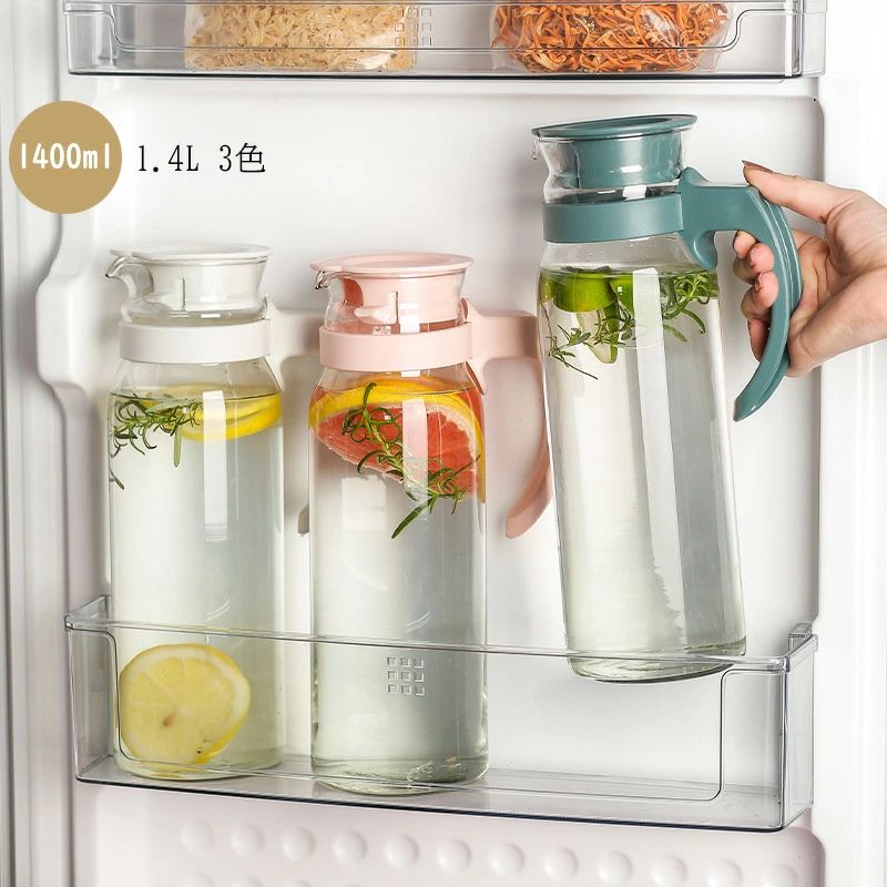 プラスチック 分解 取っ手付き 冷水ポット 大容量 麦茶ポット ピッチャー シンプル 広口 おしゃれ 熱湯 おしゃれ 1.4リットル ワンタッチ式 麦茶 冷蔵庫ポット 水差し1400ml 片手 洗いやすい 可愛い 冷水筒 野菜室