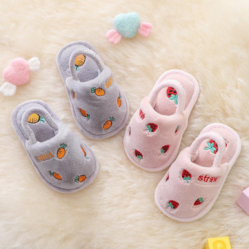 子供用スリッパ 冬用子供シューズ 厚底滑り止め付きフルーツ柄 ルーム履きに最適な...