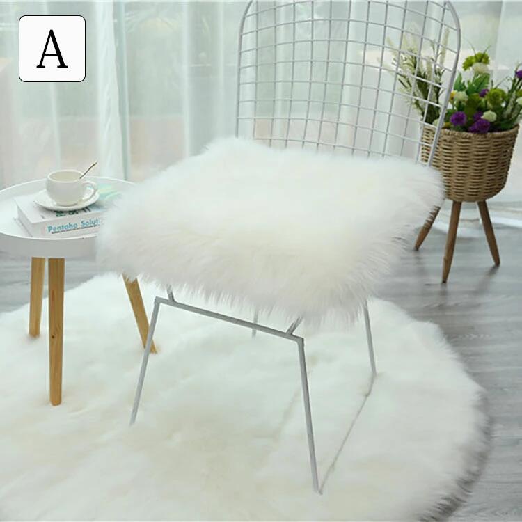 ふわ 椅子/スツール/ダイニングチェアクッション 北欧 インテリア フェイクファー エコファーチェアパッド 11色 オシャレマット 座布団 すべり止め 玄関 ムートン風 SNS映えする チェアマット 丈夫でお長持ち 四角 姫系 車 ひも付 床暖房対応 座席 カーシート おしゃれ [3]