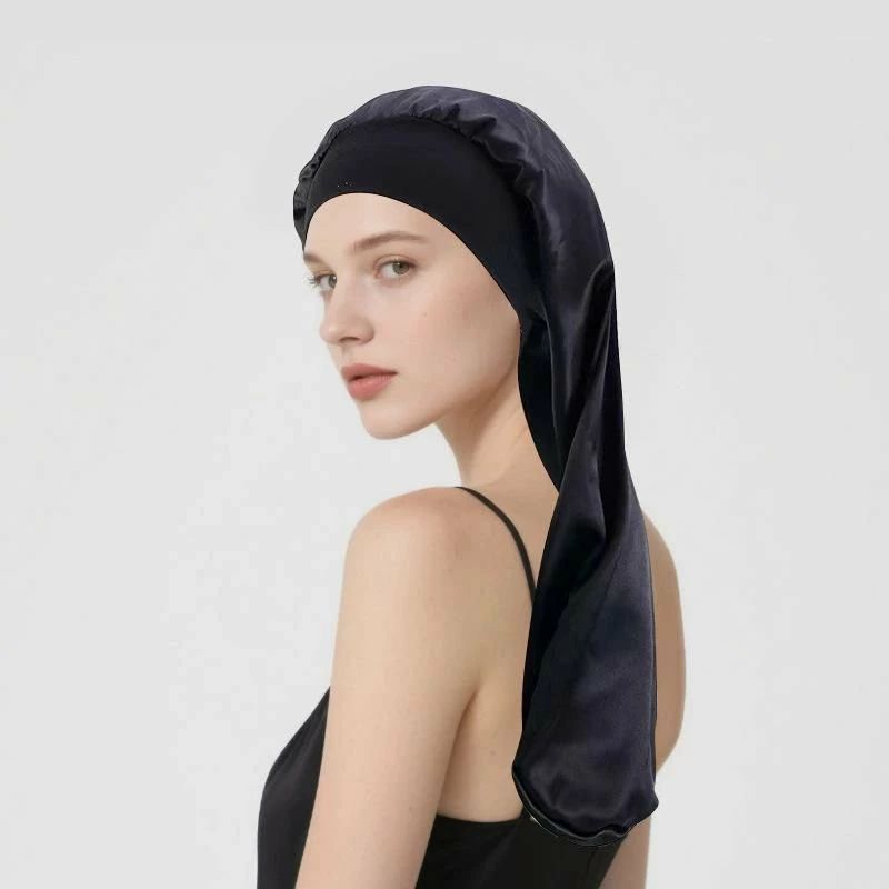 ・カテゴリ: ビーニー・帽頂のスタイル: 丸型・帽子のつば: つばなし・カラー展開: ロイヤルブルー、ネイビー、ピンク、ブラック、グレー、ゴールド、ワインレッド、コバルトブルー、ライトピンク、ライトパープル、ディープパープル、パープル・機能...