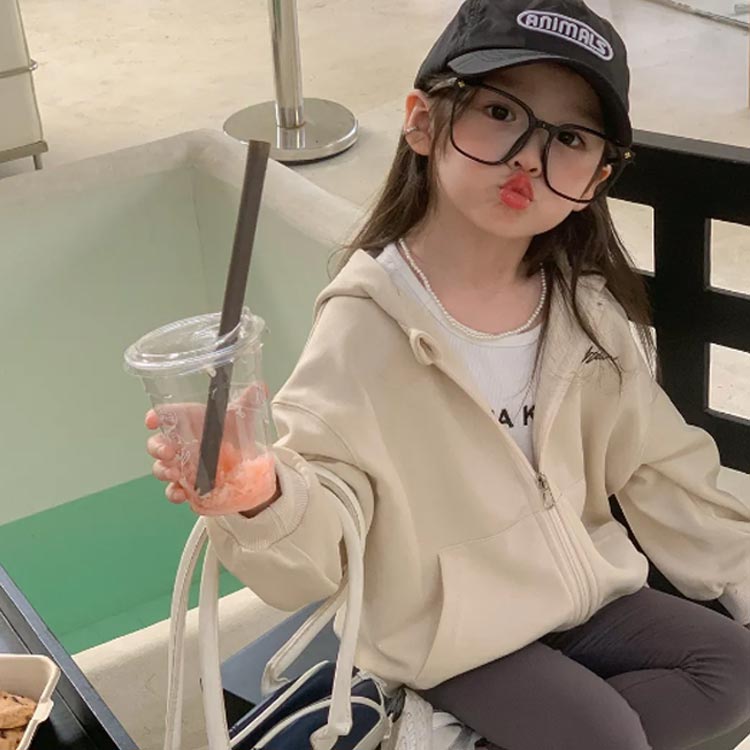 ジップアップパーカー 冬 服 羽織 小学生 女の子 ジュニア ジップパーカー 入園 送料無料 通学 通園 男の子 おしゃれ ギフト 子供服 スウェット パーカー 無地 中学生 幼稚園 秋 春 子供 トレーナー カジュアル 子ども服 かっこいい 2