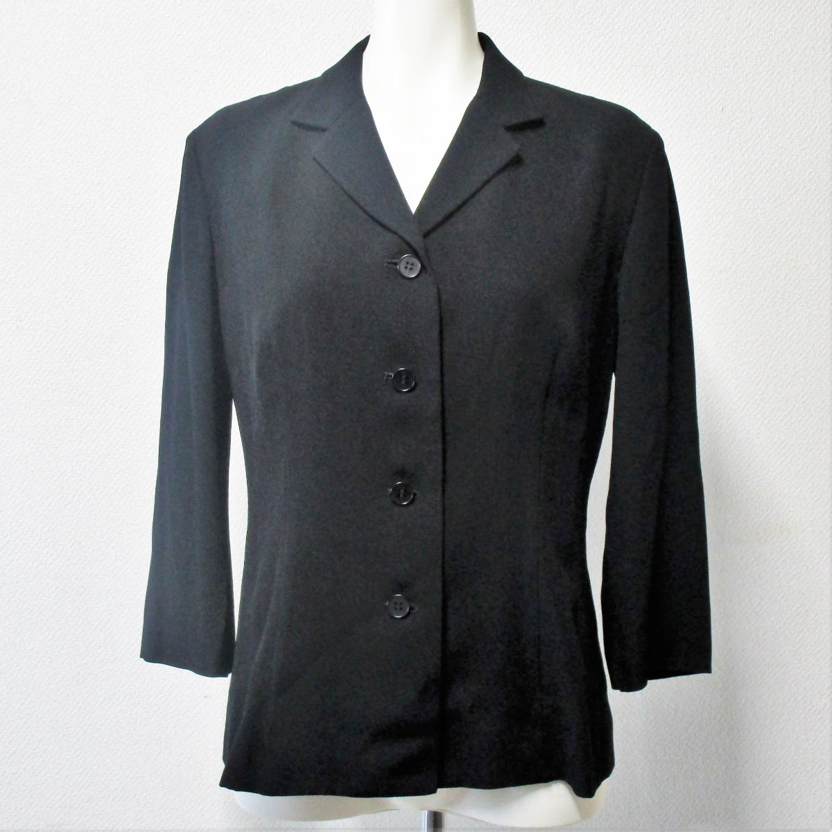 美品 yoshie inaba ヨシエイナバ テーラード ジャケット 七分袖 羽織り レディース 11号 日本製 ブラック 黒 夏物 USED 古着 【中古】