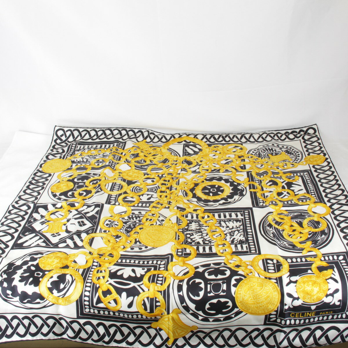 1円スタート※同梱不可※【美品】CELINE セリーヌ シルク100%スカーフ/ネイビー/ファッション小物/レディース/リボン/ハンカチ/L-AP-55 セリーヌ CELINE シルク 100% パジャマ L｜Yahoo!フリマ（旧PayPayフリマ）