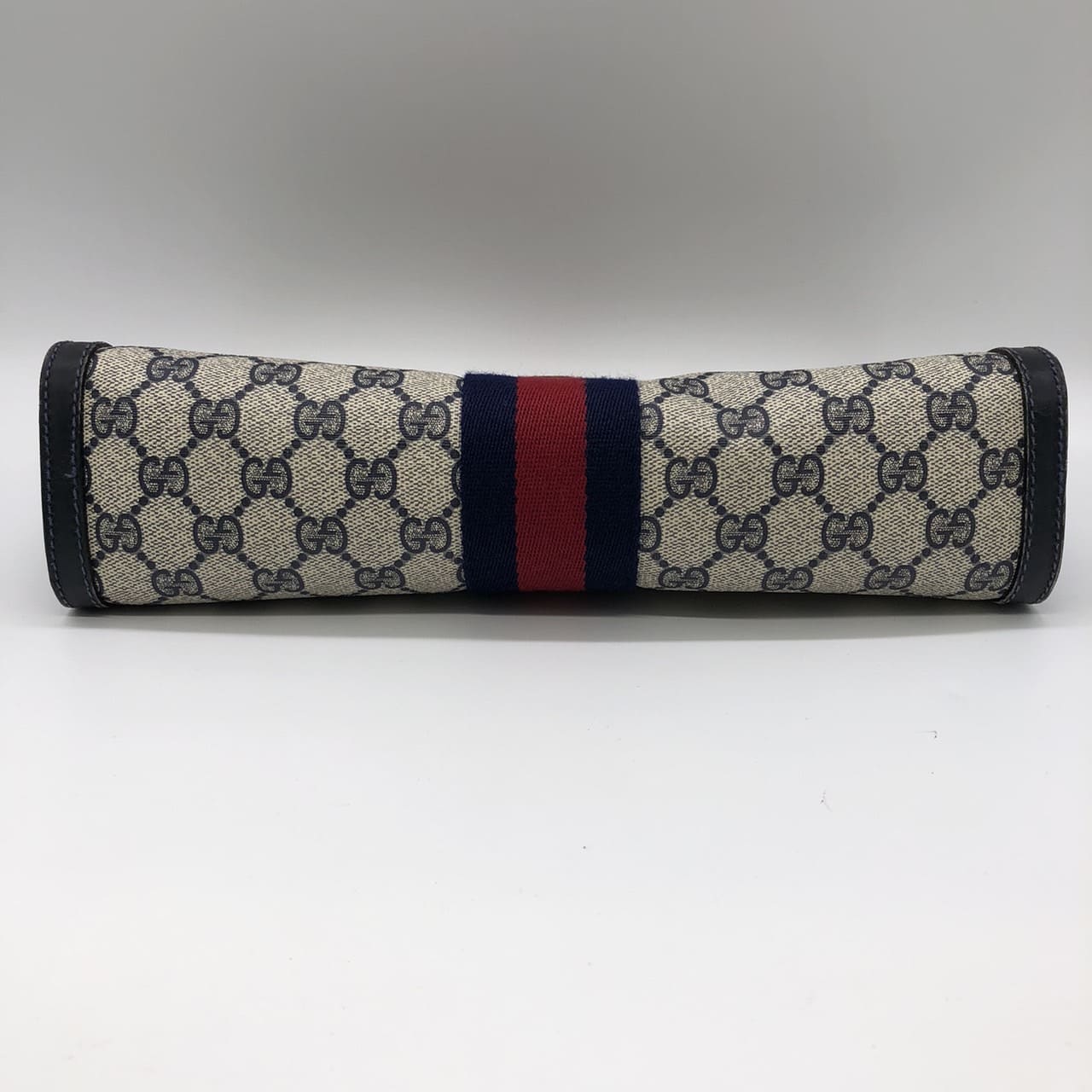 【お値下げしました！】GUCCI グッチ クラッチバッグ セカンドバッグ ポーチ GGスプリーム シェリー ネイビー レディース メンズ オールドグッチ ヴィンテージ ファッション USED【中古】