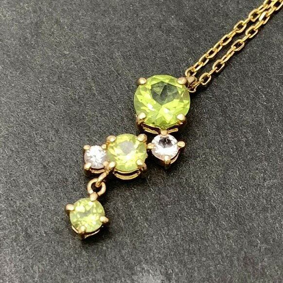 樂天商城 - K10YG ペリドット ゆれる ネックレス 40cm アクセサリー 8月誕生石 平和 幸福 絆 夫婦愛 ジュエリー 【中古】