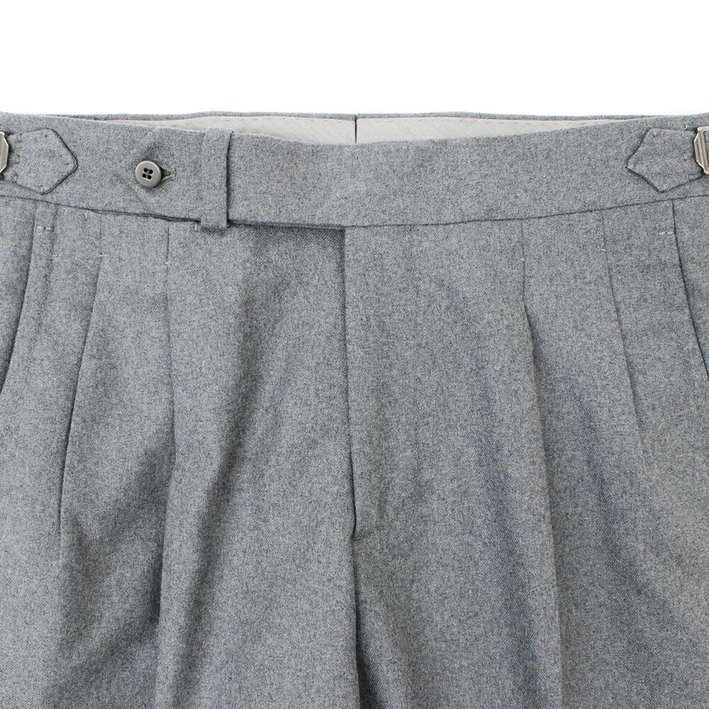 2プリーツ サイドバックル トラウザース ライトグレー