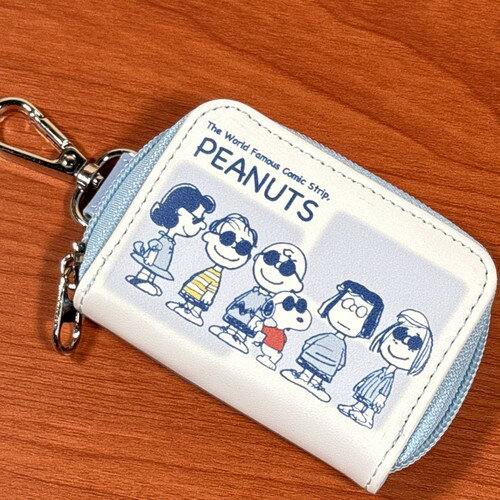 乐天商城 - 【時間限定クーポン配布中】ピーナッツ/スヌーピー スマートキーケース SPIK-333 / みずいろ スヌーピー