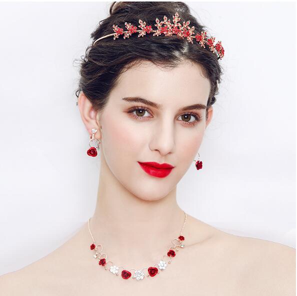3点セット 上品なレッド 薔薇 ティアラ ピアス ネックレス ヘアアクセサリー ハンドメイド ヘッドドレス かんざし お花 バラ ピアス ストーン 赤 RED キラキラ クリスタル カラードレス 結婚式 二次会 パーティードレス 演奏会 発表会 花嫁 acs-wd2211