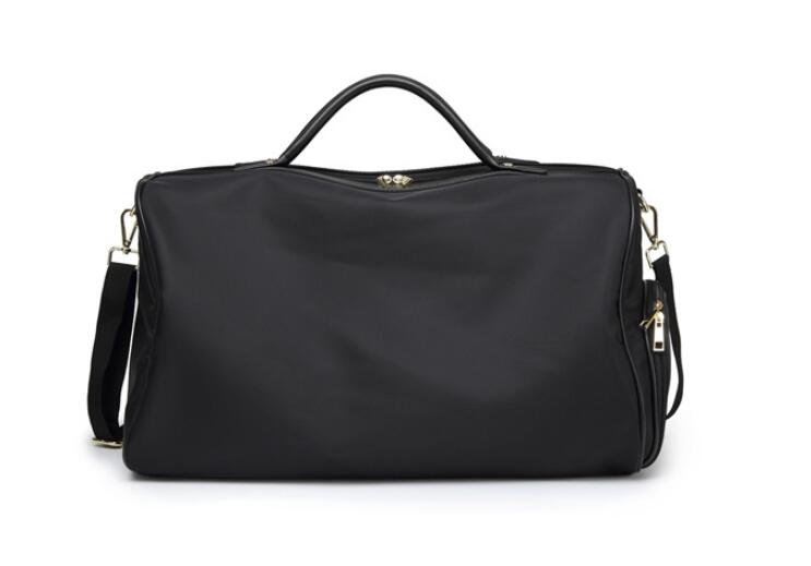 旅行バッグ　ハンドバック　靴収納ポケット　プチ旅行に最適　　ナイロン　　シンプル　　軽量　軽い　防水　旅行　遠足　修学旅行　新婚旅行　出張　講演　　通勤　通学　カバン　就活　スニーカー　大判　収納　A4　 パソコン　ノートパソコン　MAC　macbook 　bag-18004