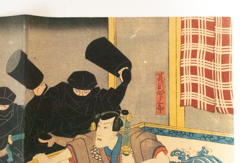 リサイクマのリサイクルショップの【中古】M▽歌川国芳 一勇斎国芳 源氏模様娘雛形 1851年 木版画 役者画 歌舞伎絵 浮世絵 錦絵 大判 三枚揃 三枚続 ■送料無料対象外・送料別途必要■ (K00643)｜アングル3