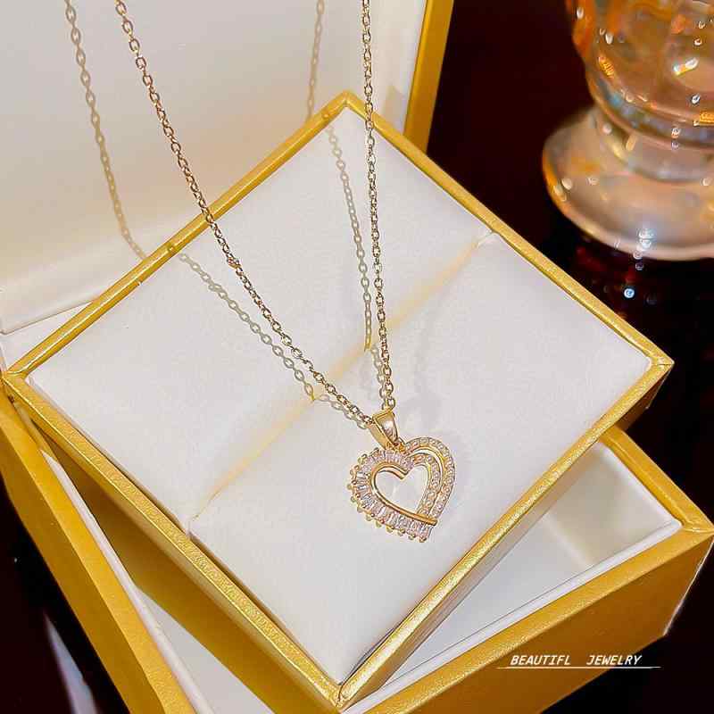 Pearl - ネックレス レディース バロックパール ハート ペンダント 鎖骨チェーン 真珠 ジュエリー かわいい デザイン 日常使い アクセサリー スタイリッシュ ショート チェーン 女性向け ギフト 向き シルバー 調