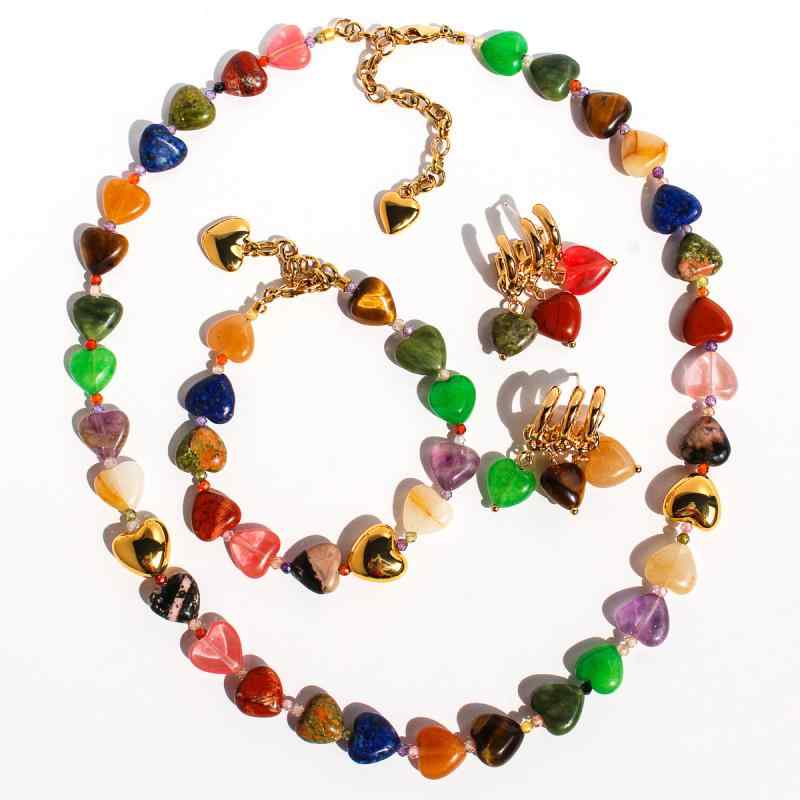 Women's Necklace with Heart-Shaped Stones - 3-Piece Jewelry Set - Small Beads, Bracelet, Bracelet, Bell, 3-Strand Earrings - Stylish, Elegant, Cute, Delicate, Gift Box Included - Perfect for Gifts and Celebrations