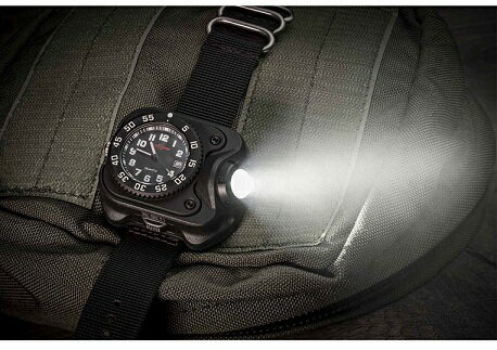 SUREFIRE 2211 SIGNATURE Variable-Output Rechargeable LED WristLight