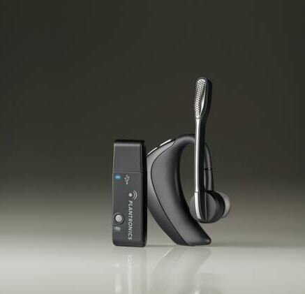 【楽天市場】プラントロニクス Voyager Pro UC Bluetooth ワイヤレスヘッドセット：RISO-SYA