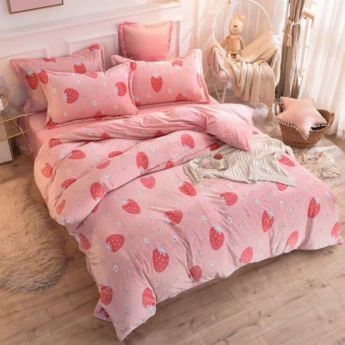 商品サイズ・組成について（カバー4点セット)【素材】ポリエステル　100％ベッドパッド1点 ：150x200x45（cm）掛布団カバー1点： 約200x230 （cm）枕カバー2点： 約48x74cm★購入後のキャンセルは、ご遠慮ください。...