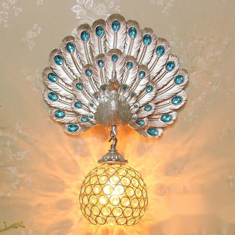 サイズ：幅35 x 高さ50（cm）ワット数 ：電球40W×1個（E26）(電球付きません)素材：ステンドグラス、樹脂、合金、鉄使用可能電球:LED電球、白熱球、電球型蛍光灯等★取付工事は電気工事士にご相談してください。★検品のため開封してある場合があります。★複数ご注文の場合やお急ぎの場合は必ず事前に納期のお質問をお願いいたします。★当店では製品のサポートは行っておりませんので使用法など説明できない場合もございますのでご了承ください。★本品は輸入品の為、外箱にへこみ・傷等ある場合がございますが商品に関しては問題ありません。★こちらの商品は完全防水ではございません。外灯として使用した場合、雨風等で故障する可能性がございます。原則室内用としてご使用下さい注意事項1、ランプがつくかどうかの確認をしてから出荷しますので、多少緩衝材がいたんだりします。ご了承ください。プロの職人さんによる手造りランプのため、大きさや色合い、接合部分など機械的に作ったものとは違って、一つ一つ違います。アウトレット込みです。2、表記と多少の差異が生じることもござ います。予めご了承の上、お買い求めくださいませ3、ご利用のPC環境により、実際の商品と色が異なる場合がございます。予めご了承ください。4、新品未使用品ですが、外箱に初期からのスレ、剥げ歪みなどあります。5、海外品ですので、気にされる方はご遠慮下さい。6、この商品は、全て手作り手描きの製品のため、商品により重量・形状の歪み・個体差、釉薬の掠れ、 針穴のような凹み、滲み、色とび、黒点、多少の傷・欠け、突起、ざらつき、濃淡差、色ムラなどがある 場合がございますが不良商品ではございません。7、素材の色・風合いなど、ディスプレーにより、一部写真と実物が異なる場合がございますので、あらか じめご了承ください。8、この商品は、購入後発送まで7日程度を要しますので、ご理解の上ご購入頂きますようお願い致します，お急ぎの方はご注文をご遠慮ください上記理由の返品交換は承ることが出来ませんので予めご了承くださいませ。