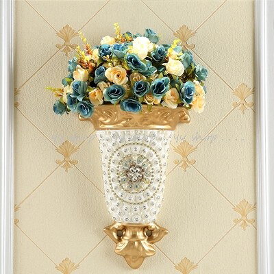 全体サイズ (cm）：幅40 * 高さ55材質 ： ポリレジン樹脂、グリーンパーツポリエステル、ポリエチレン、PVC、MDF--------------------------------------------------------------★複数ご注文の場合やお急ぎの場合は必ず事前に納期のお質問をお願いいたします。 ＊＊＊＊＊＊＊＊＊＊＊＊＊＊＊＊＊＊注意事項1、こちらの商品は海外製の新品です。撮影時の照明やPC環境によって実際の商品と色が違う場合があります。2、輸入品で日本語の説明がない場合があり、サポートもございませんので商品知識のある方のみ御注文下さい。3、ご注文について 代引き引き換え、局留めは受け付けておりません。4、取り扱っている商品は、海外・アジア製品になります。きちんと全ての商品の検品をしておりますが、日本製に比べると作りが甘い場合があります。完璧を求められる方は御注文をお控えください。5、ランプがつくかどうかの確認をしてから出荷しますので、多少緩衝材がいたんだりします。ご了承ください。プロの職人さんによる手造りランプのため、大きさや色合い、接合部分など機械的に作ったものとは違って、一つ一つ違います。6、新品未使用品ですが、外箱に初期からのスレ、剥げ歪みなどあります7、商品のサイズは採寸方法によって、若干な誤差が生じる場合はあります。ご了承ください。上記理由の返品交換は承ることが出来ませんので予めご了承くださいませ。ご指定はできませんのでご注意ください。