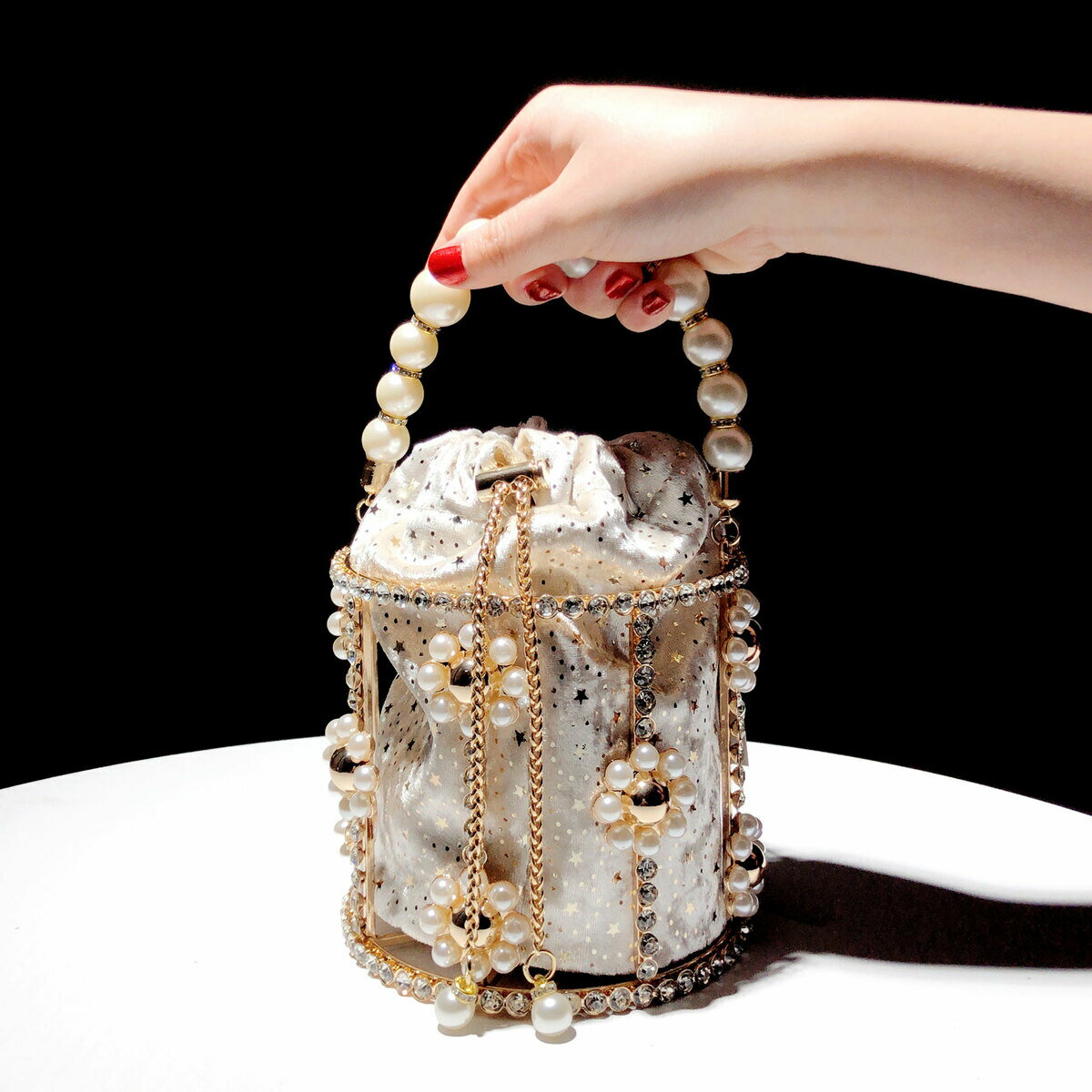 A052951O18クラッチバッグ レディース バッグ クリスタルショルダーバッグ キラキラ．ラインストン　パ..