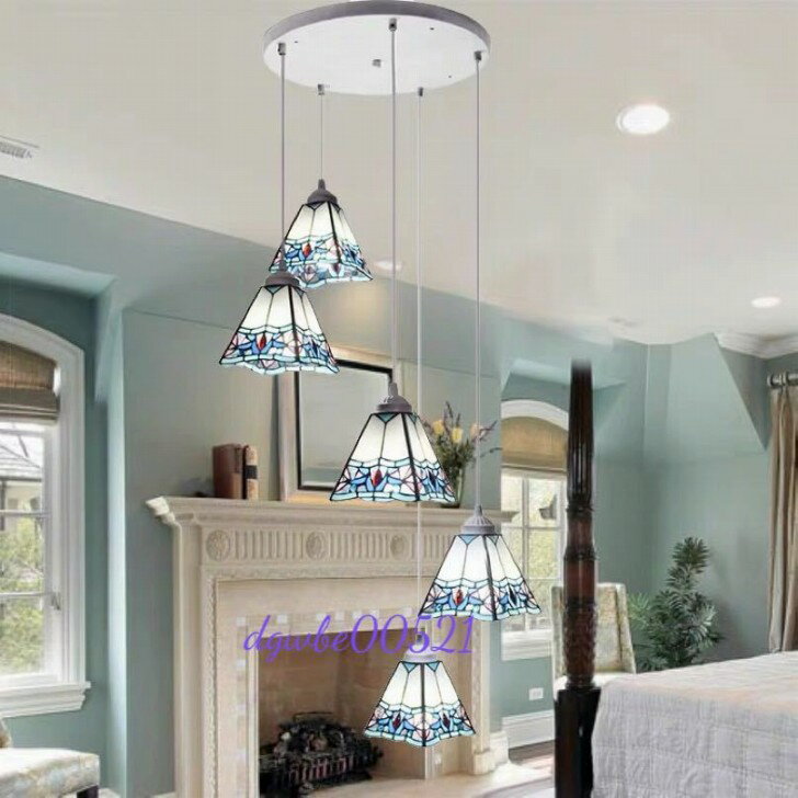 A035993豪華天井照明ステンドグラスランプ ．ペンダントライト ガラス工芸品 ステンドグラス 電源直結..