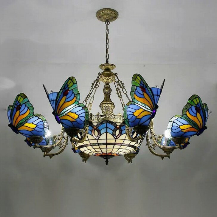 サイズ：幅約100x 高さ約50〜100（cm)ワット数 ：電球40W×11個（E26）素材：ガラス、樹脂、合金、鉄◆取付工事は電気工事士にご相談してください。★購入後のキャンセルは、ご遠慮ください。★検品のため開封してある場合があります。★複数ご注文の場合やお急ぎの場合は必ず事前に納期のお質問をお願いいたします。注意事項1、ランプがつくかどうかの確認をしてから出荷しますので、多少緩衝材がいたんだりします。ご了承ください。プロの職人さんによる手造りランプのため、大きさや色合い、接合部分など機械的に作ったものとは違って、一つ一つ違います。アウトレット込みです。2、表記と多少の差異が生じることもござ います。予めご了承の上、お買い求めくださいませ3、ご利用のPC環境により、実際の商品と色が異なる場合がございます。予めご了承ください。4、新品未使用品ですが、外箱に初期からのスレ、剥げ歪みなどあります。5、海外品ですので、気にされる方はご遠慮下さい。6、この商品は、全て手作り手描きの製品のため、商品により重量・形状の歪み・個体差、釉薬の掠れ、 針穴のような凹み、滲み、色とび、黒点、多少の傷・欠け、突起、ざらつき、濃淡差、色ムラなどがある 場合がございますが不良商品ではございません。7、素材の色・風合いなど、ディスプレーにより、一部写真と実物が異なる場合がございますので、あらか じめご了承ください。8、この商品は、購入後発送まで8日程度を要しますので、ご理解の上ご購入頂きますようお願い致します，お急ぎの方はご注文をご遠慮ください上記理由の返品交換は承ることが出来ませんので予めご了承くださいませ。