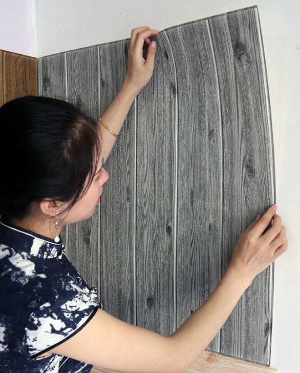 ◆厚さ：0.5cm◆状態：新品◆材質：XPEエコ フォーム◆50枚 70cm×70cm◆裏面に粘着性があり、はがすと、壁に貼ることができる3D壁紙◆防水 汚い防止 カビ防止◆貼り付け方は簡単。各場所に適用！◆手作業での採寸の為、若干誤差がある場合があります。ご了承下さい。◆新品、未使用なので、少し匂いがします。数日に置いて匂いが消えます。☆☆★★★★★★★★★★★★★☆☆◆お客様のご覧になっているモニター等により多少色が異なる場合がございます。あらかじめご了承ください。◆複数ご注文の場合やお急ぎの場合は必ず事前に納期のお質問をお願いいたします。◆サイズの誤差は多少発生します。ご了承下さい。☆☆★★★★★★★★★★★★★☆☆■商品の返品についてお届け致しました商品に相違がありました際は商品到着より5日以内に御連絡下さい。良品との交換をさせて頂きます。在庫のご用意がその時点で無い場合は返金処理させて頂きます。交換品が無い場合に限り返金対応させて頂きます。交換品を承諾頂けない場合お客様都合による返品となりますので宜しくお願い致します。期間内に御連絡無き場合は対処致しかねますので、宜しくお願い致します。注意事項1、こちらの商品は海外製の新品です。撮影時の照明やPC環境によって実際の商品と色が違う場合があります。2、輸入品で日本語の説明がない場合があり、サポートもございませんので商品知識のある方のみ御注文下さい。3、ご注文について代引き引き換え、局留めは受け付けておりません。4、取り扱っている商品は、海外・アジア製品になります。きちんと全ての商品の検品をしておりますが、日本製に比べると作りが甘い場合があります。完璧を求められる方は御注文をお控えください。5、初期不良、輸送中の破損等は返金対応させて頂きます。その際はご到着から2日以内にご連絡をお願い致し6、新品未使用品ですが、外箱に初期からのスレ、剥げ歪みなどあります7、この商品は、購入後発送まで7日程度を要しますので、ご理解の上ご購入頂きますようお願い致します上記理由の返品交換は承ることが出来ませんので予めご了承くださいませ。