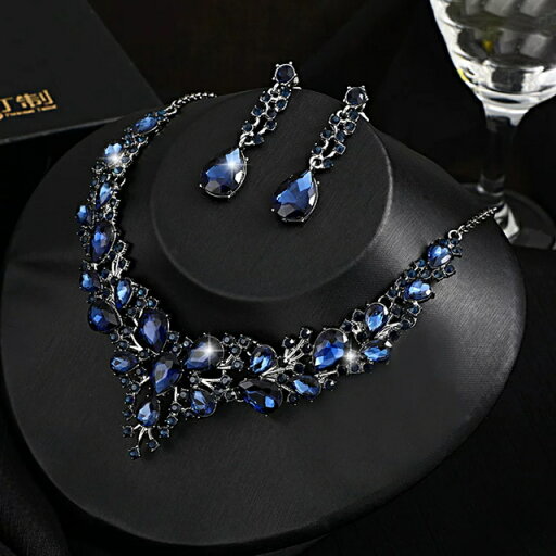 A018161ウェディングアクセサリー ジュエリーキラキラ ネックレス イアリング 2点セット A018161ウェディングアクセサリー ジュエリーキラキラ ネックレス イアリング 2点セット