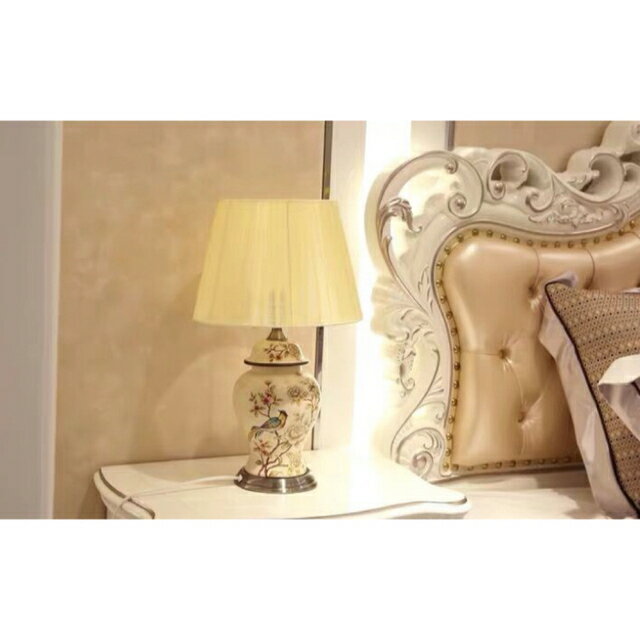 商品説明 【商品仕様】■個口数：1&nbsp;（〜40Wまで対応）■E26白熱球、電球型蛍光灯、LED電球使用可能■使用電球：1個（※電球は付属しておりません）■商品外寸：幅約30&nbsp;×&nbsp;高さ約53&nbsp;(cm)☆☆...