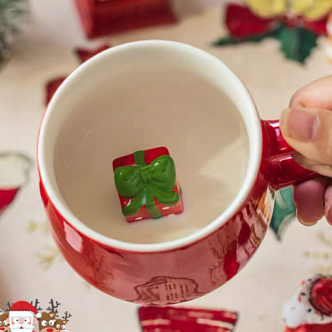 A060464マグカップ クリスマス コップ サンタクロースティーカップ 立体陶器