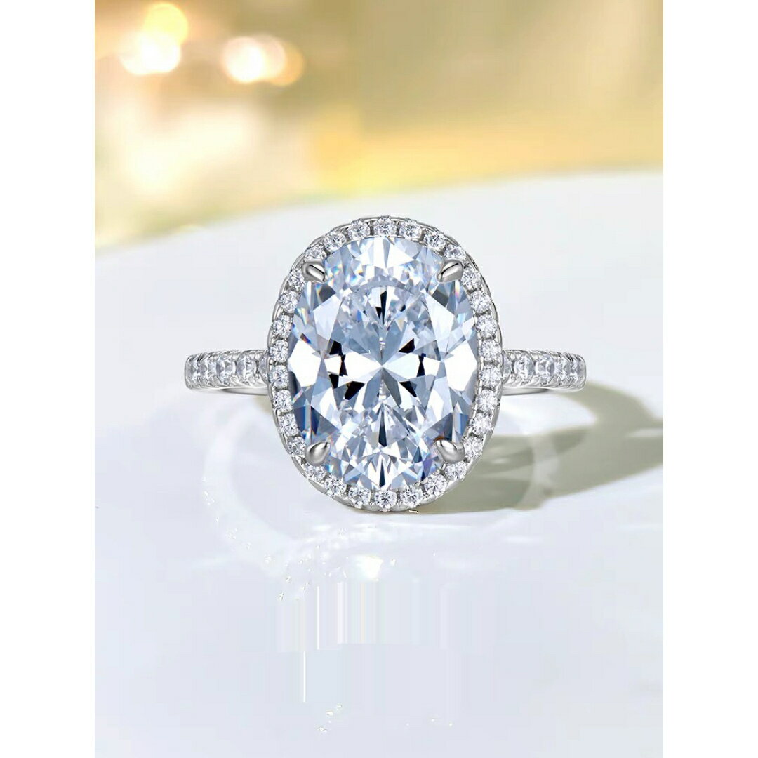 A060522ホワイトゴールドラウンドカット 婚約指輪 リング 人工ダイヤ キラキラ