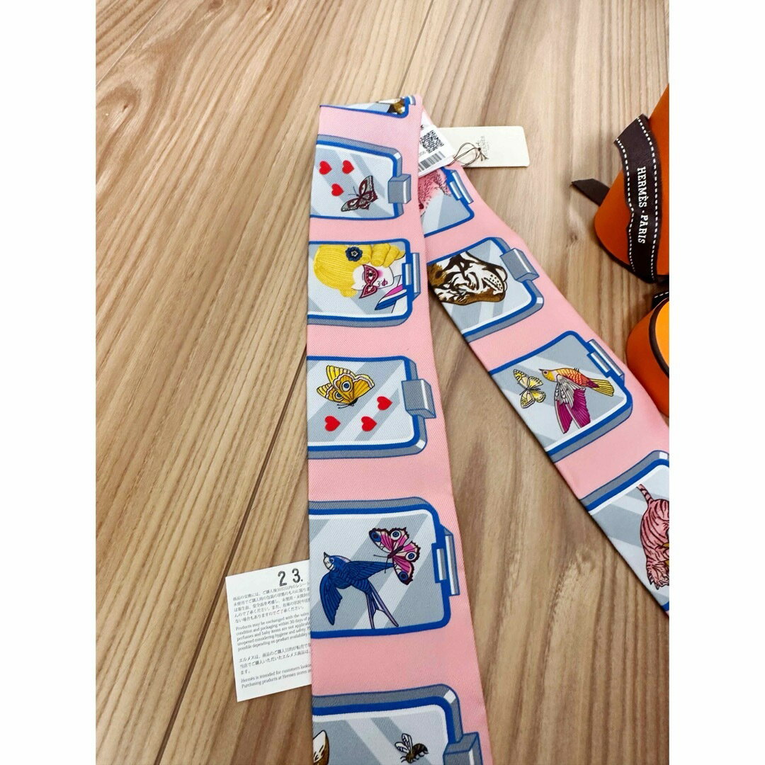 A060589エルメス スカーフ ツイリー エルメス ストーリー HERMES STORY